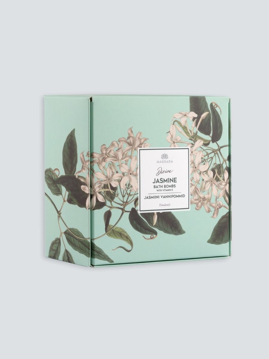 Magrada Organic Cosmetics jasmine bath bomb set in light green box with floral design